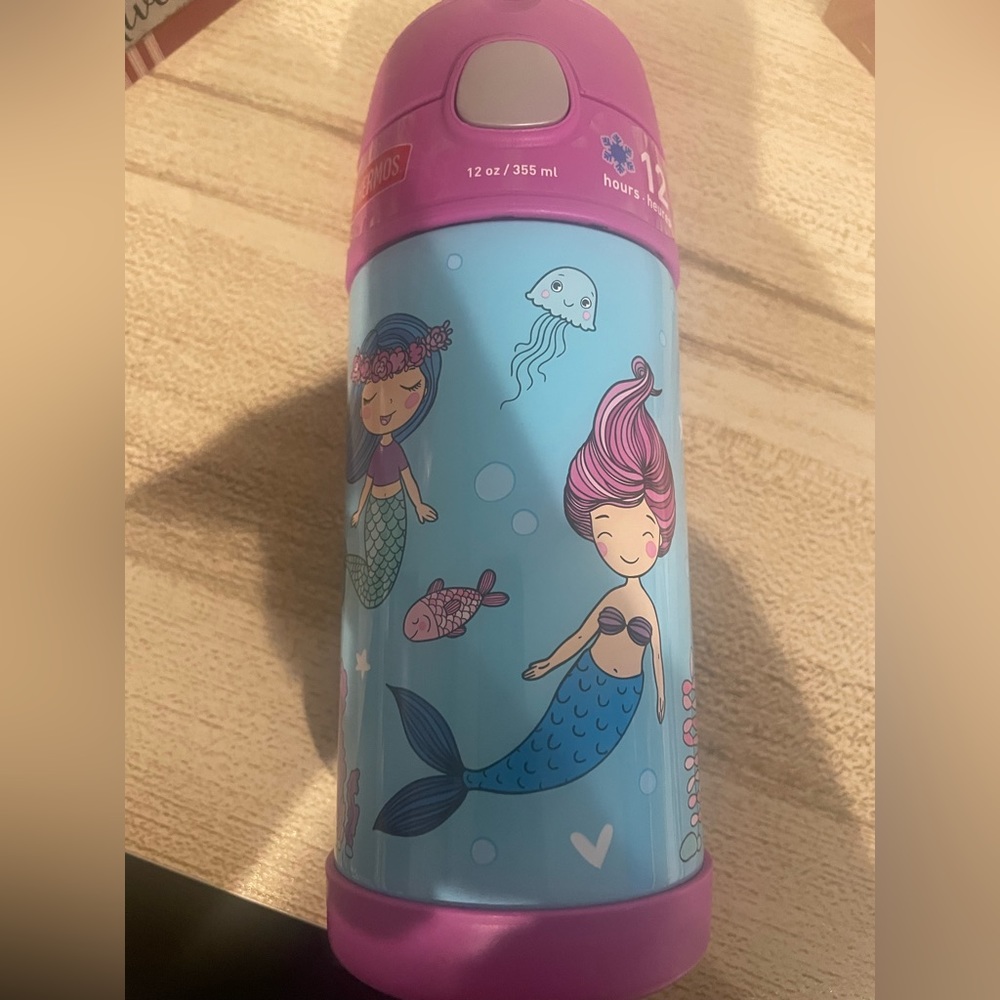 NWT FUNtainer new 12oz thermos mermaid